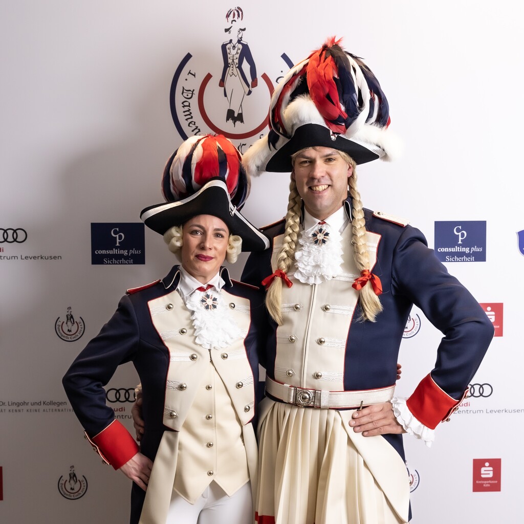 Marie: Sebastian Pfromm Tanzoffizier: Sabrina Hasenberg